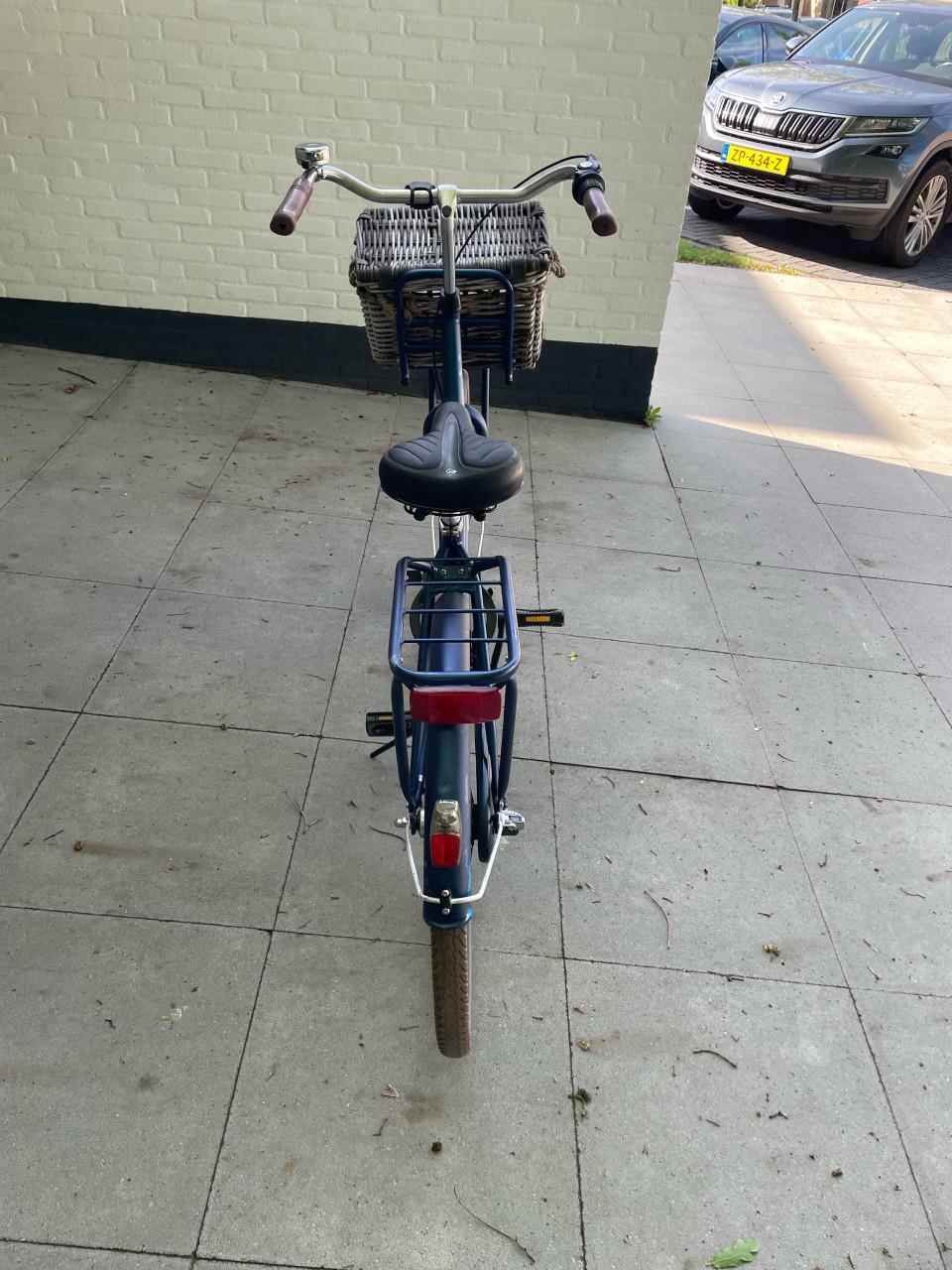 Damesfiets/ meisjesfiets.