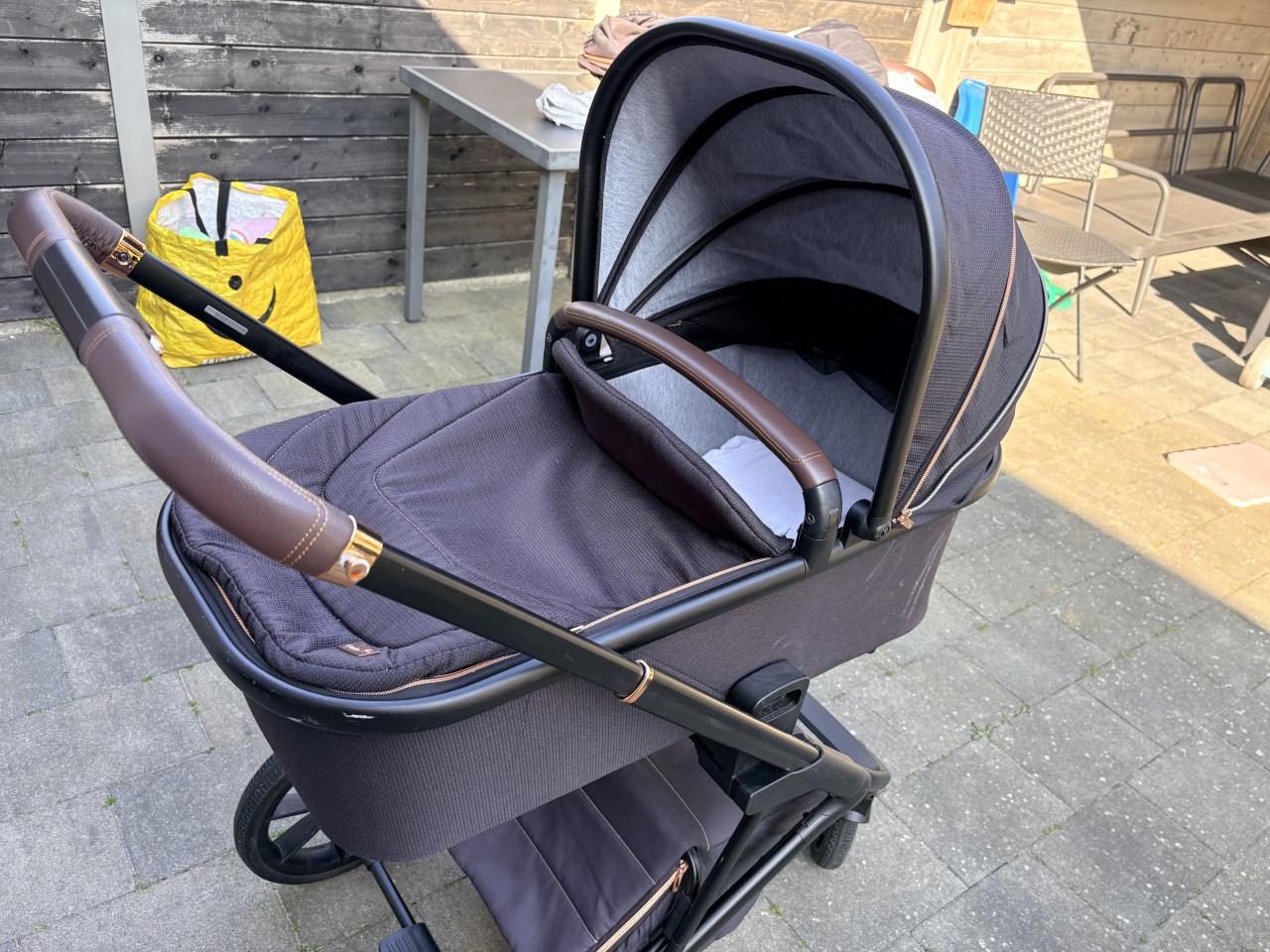Kinderwagen met reiswieg en maxi cosi