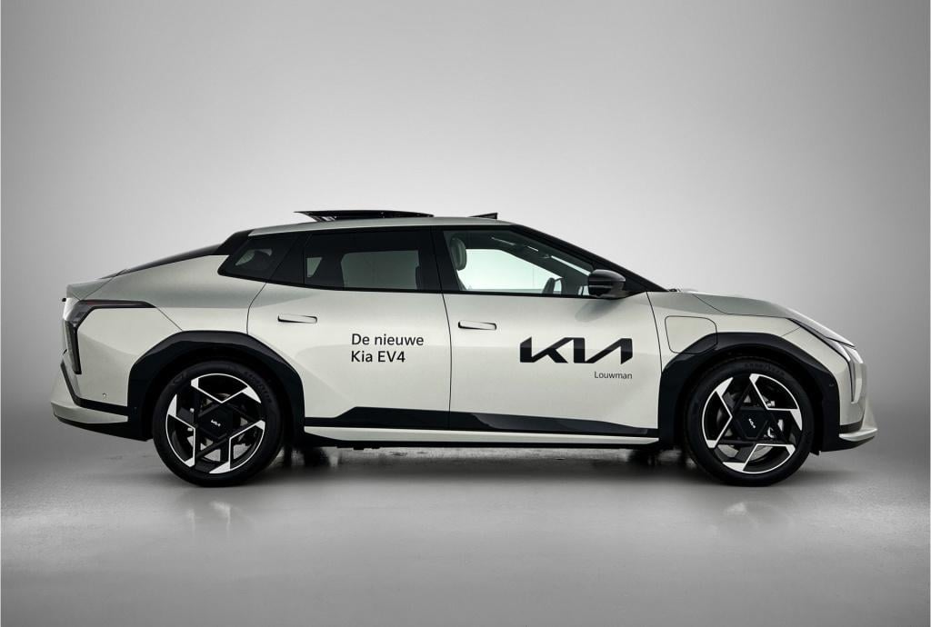 Kia Ev4 gt-plusline 81.4 kwh | 10 jaar garantie | panoramadak | leder | veh