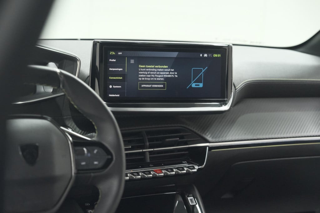 Peugeot 208 puretech 100 gt | camera | apple carplay | parkeersensoren