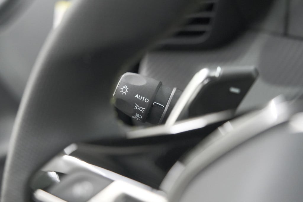Peugeot 208 hybrid 136 e-dcs6 gt | 360 camera | adaptieve cruise control | 