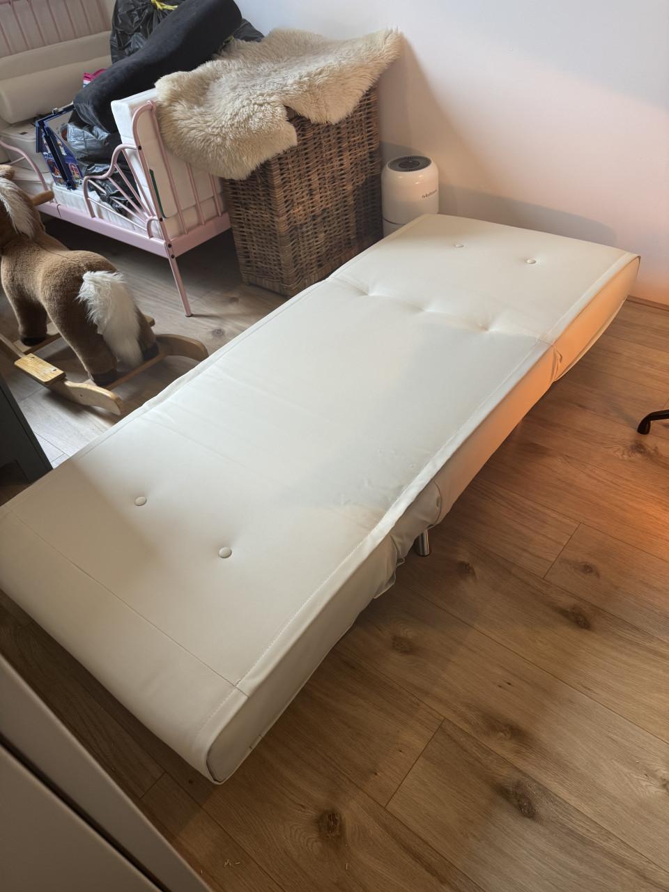 Slaapbank/lounchestoel