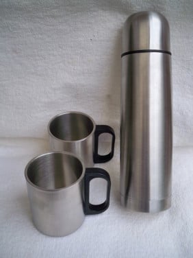 Thermosfles incl. 2 bekers