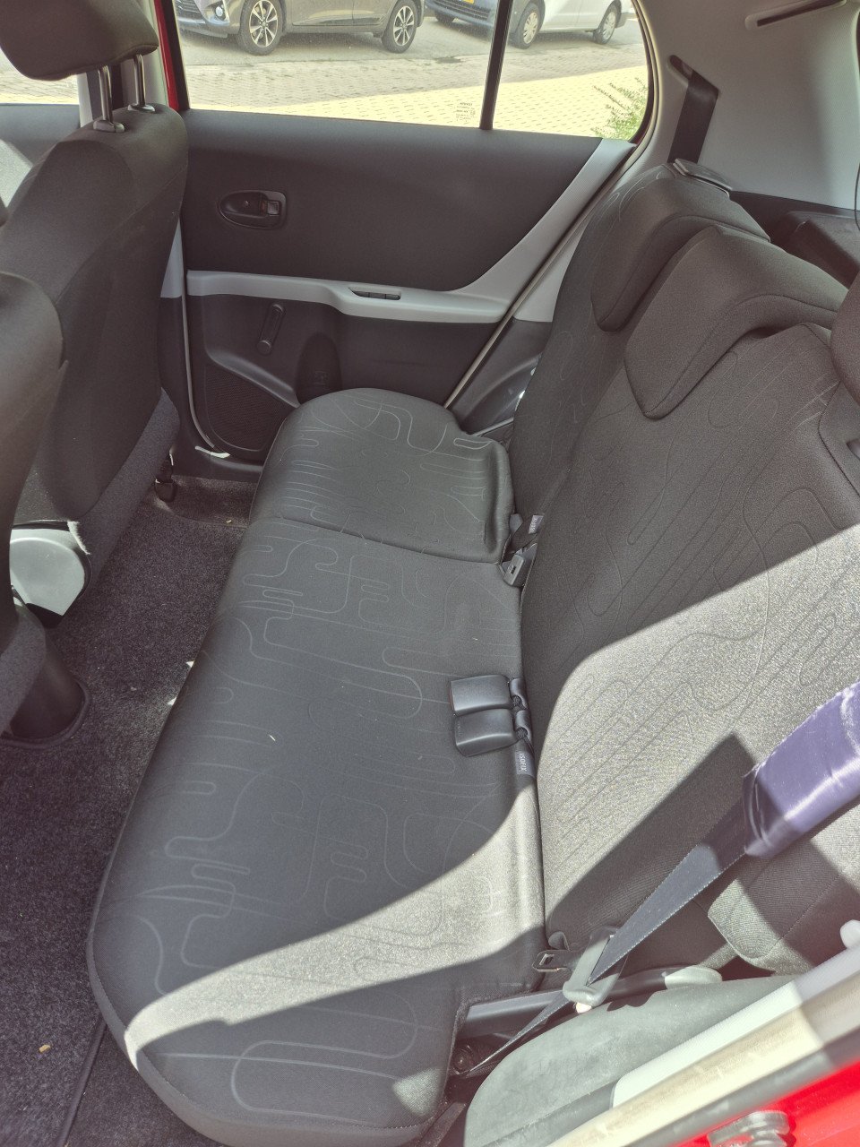 Toyota Yaris 1.0 VVTi Acces 5 deurs Airco
