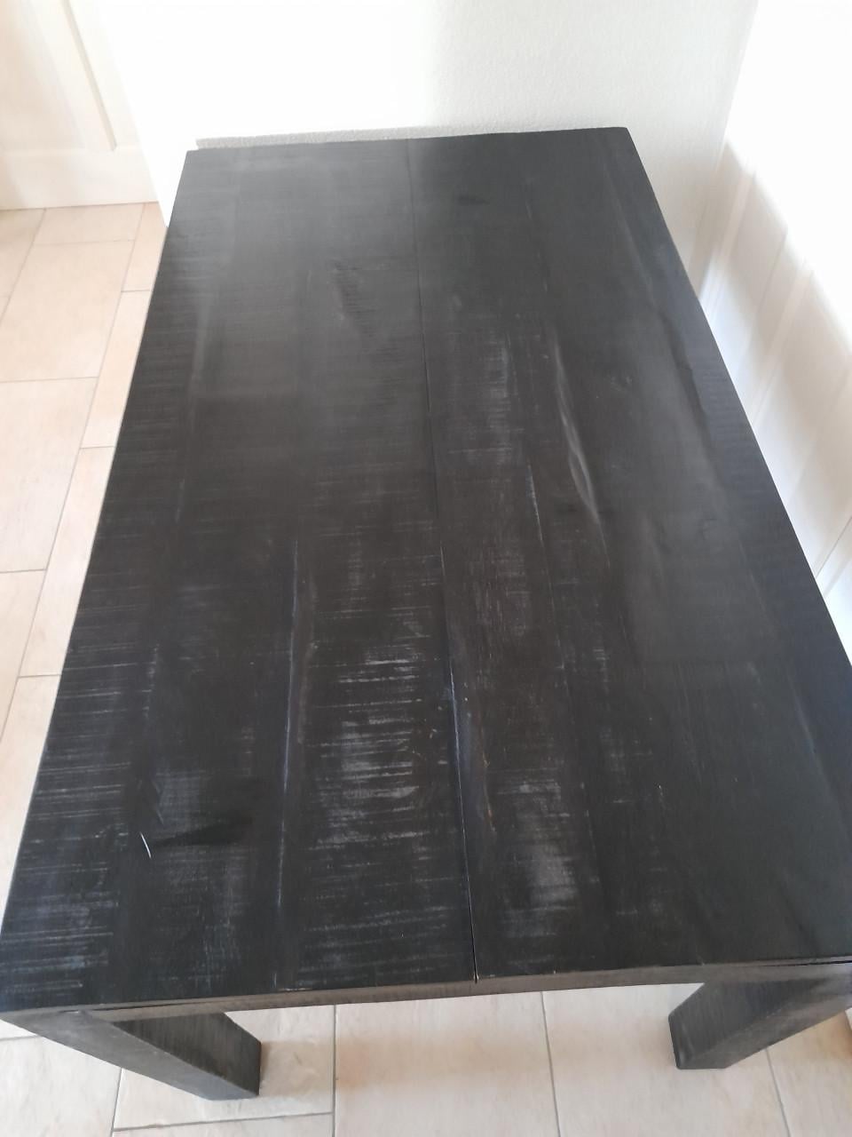 Massief mango  houten tafel 80 x 140 x 77H  (in goede nette staat )