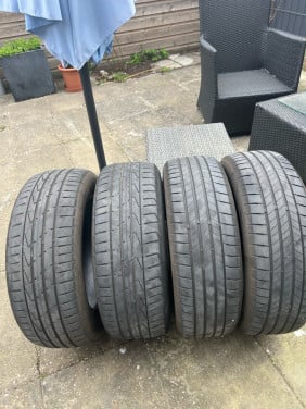 4 zomer banden 205-60-16r