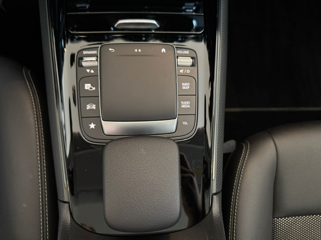 Mercedes-Benz Gla-klasse 180 business solution