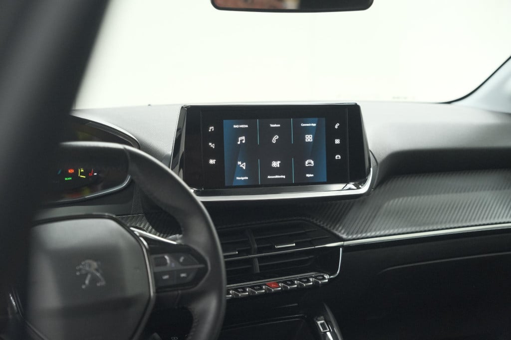 Peugeot 208 ev active pack 50 kwh | parkeersensoren | apple carplay | clima