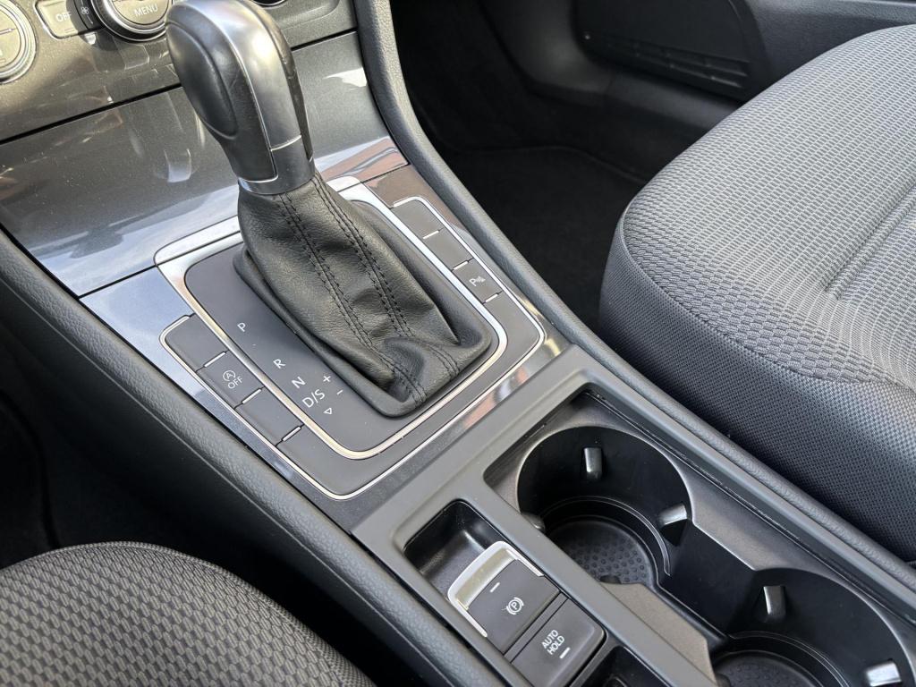 Volkswagen Golf 1.0 tsi highline
