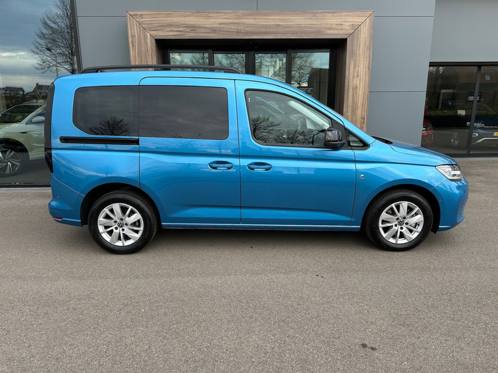 Volkswagen Caddy 1.5 tsi dsg life 5-persoons | led | camera | navi | rijkla