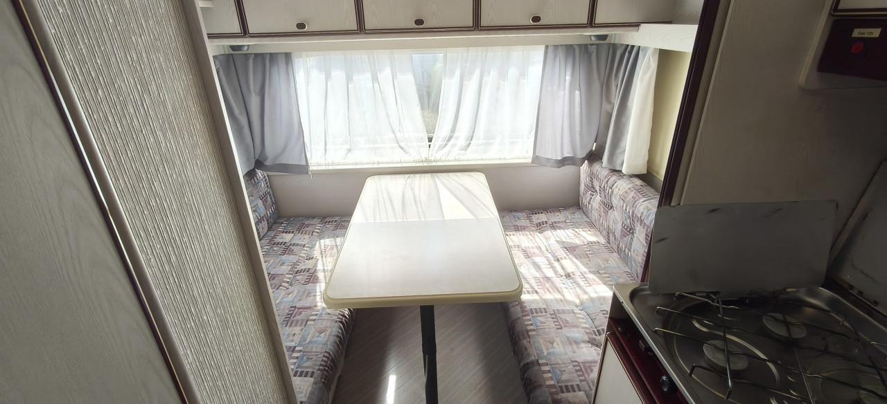 Knaus Sudwind 485 TU 1992Bjaar,Isabella voortent , Fietsedrager,Vaste water