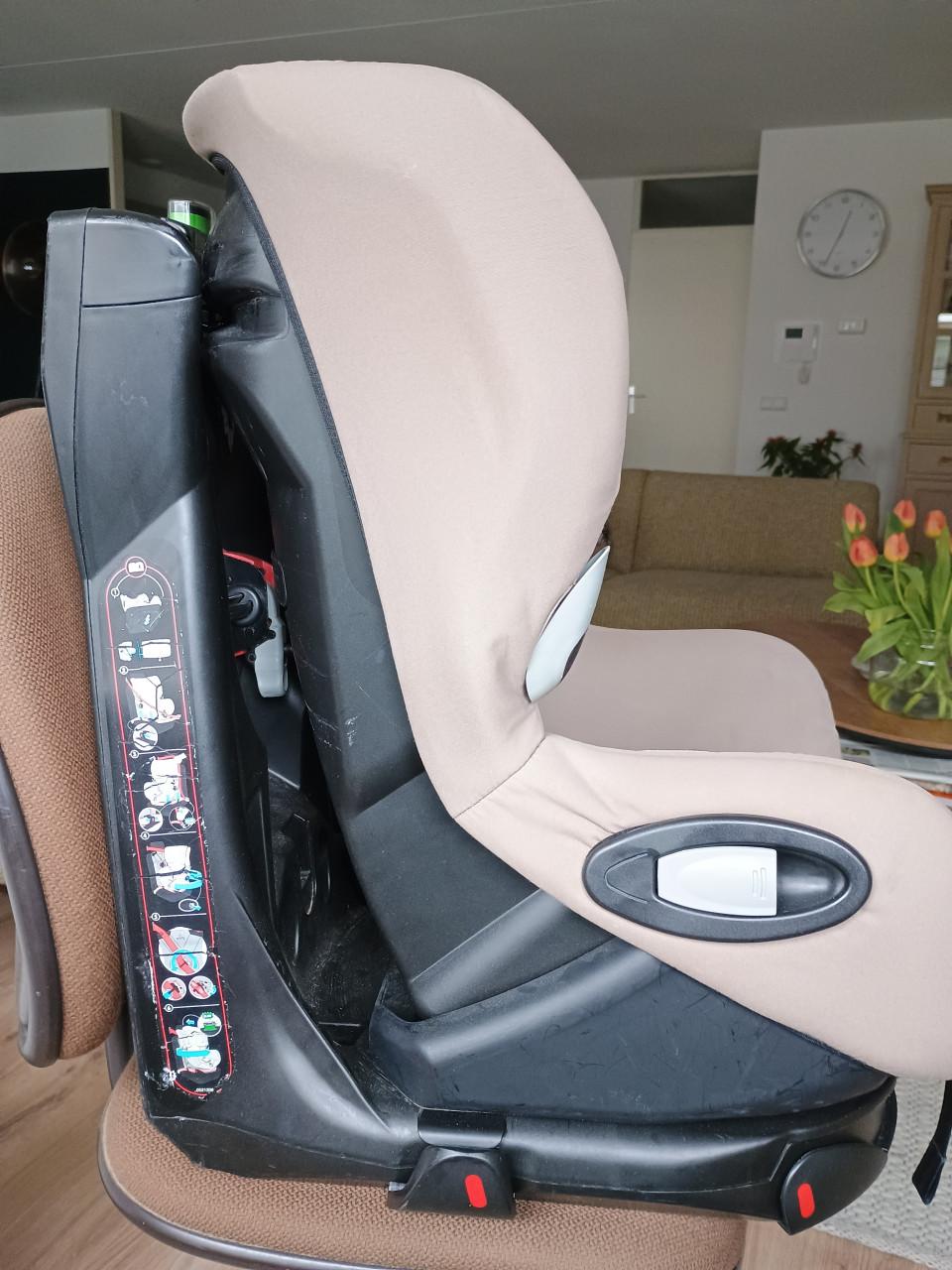 Maxi Cosi Axiss