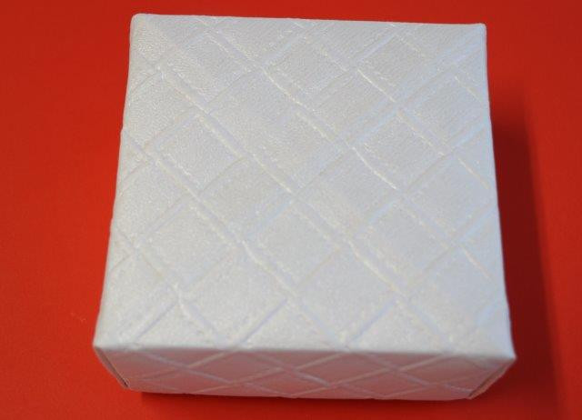 Origami doosje Bodem en deksel zijn gevouwen Klein: 5,5 x 5,5 cm €.1,00 Tot