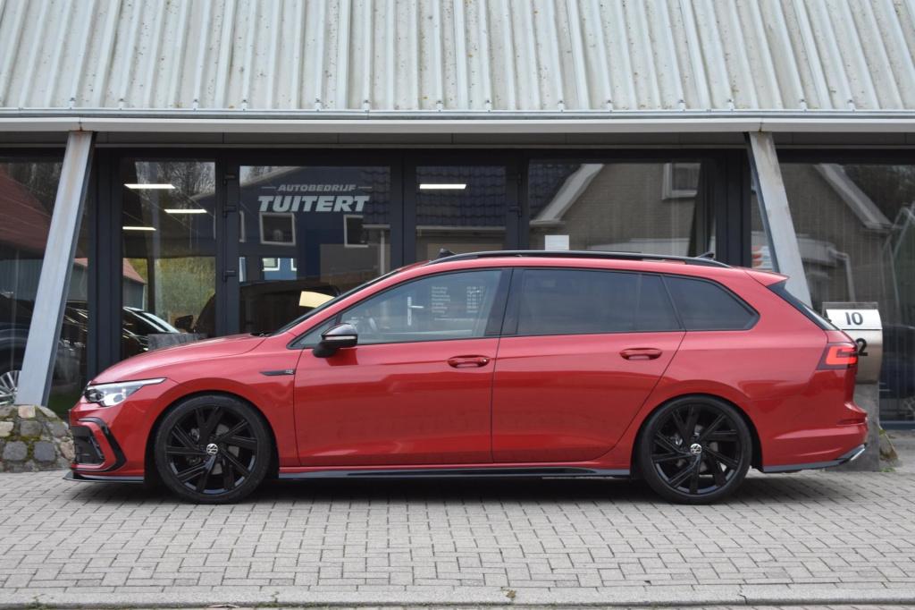 Volkswagen Golf variant 1.5 etsi r-line | maxton | iq-light | panoramadak |