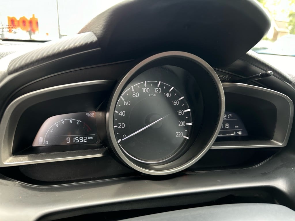 Mazda 2 1.5 skyactive - gt // cruise, navi, stoelverwarming //