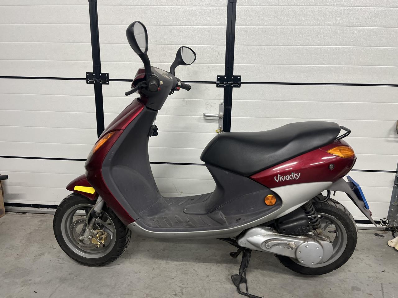 Peugeot Vivacity brom scooter