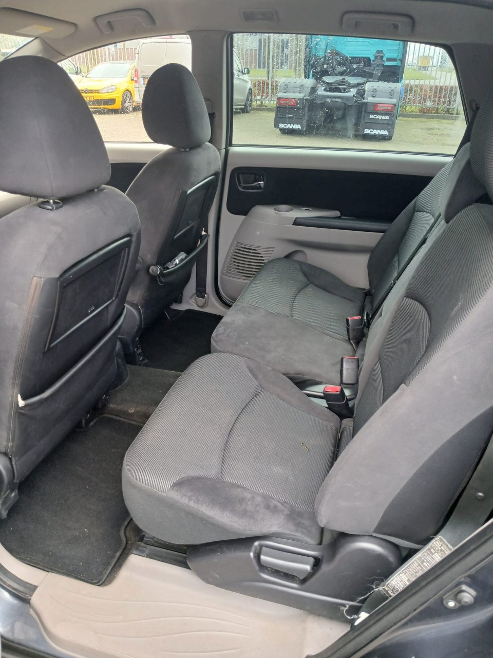 Mitsubishi Grandis