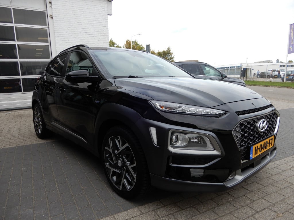 Hyundai Kona 1.6 gdi hev premium | 1e eig. | nl auto | trekhaak