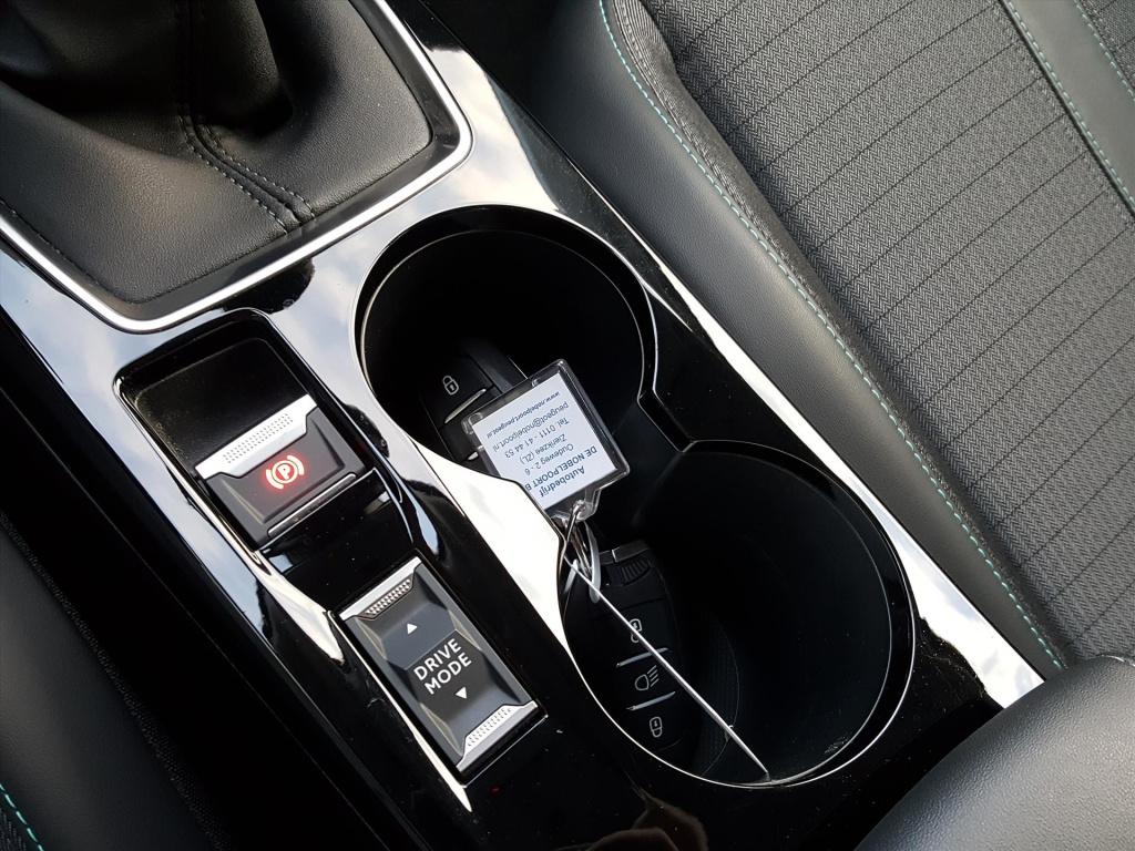 Peugeot 2008 1.2 pt 100pk allure trekhaak afneembaar | navigatie | apple ca