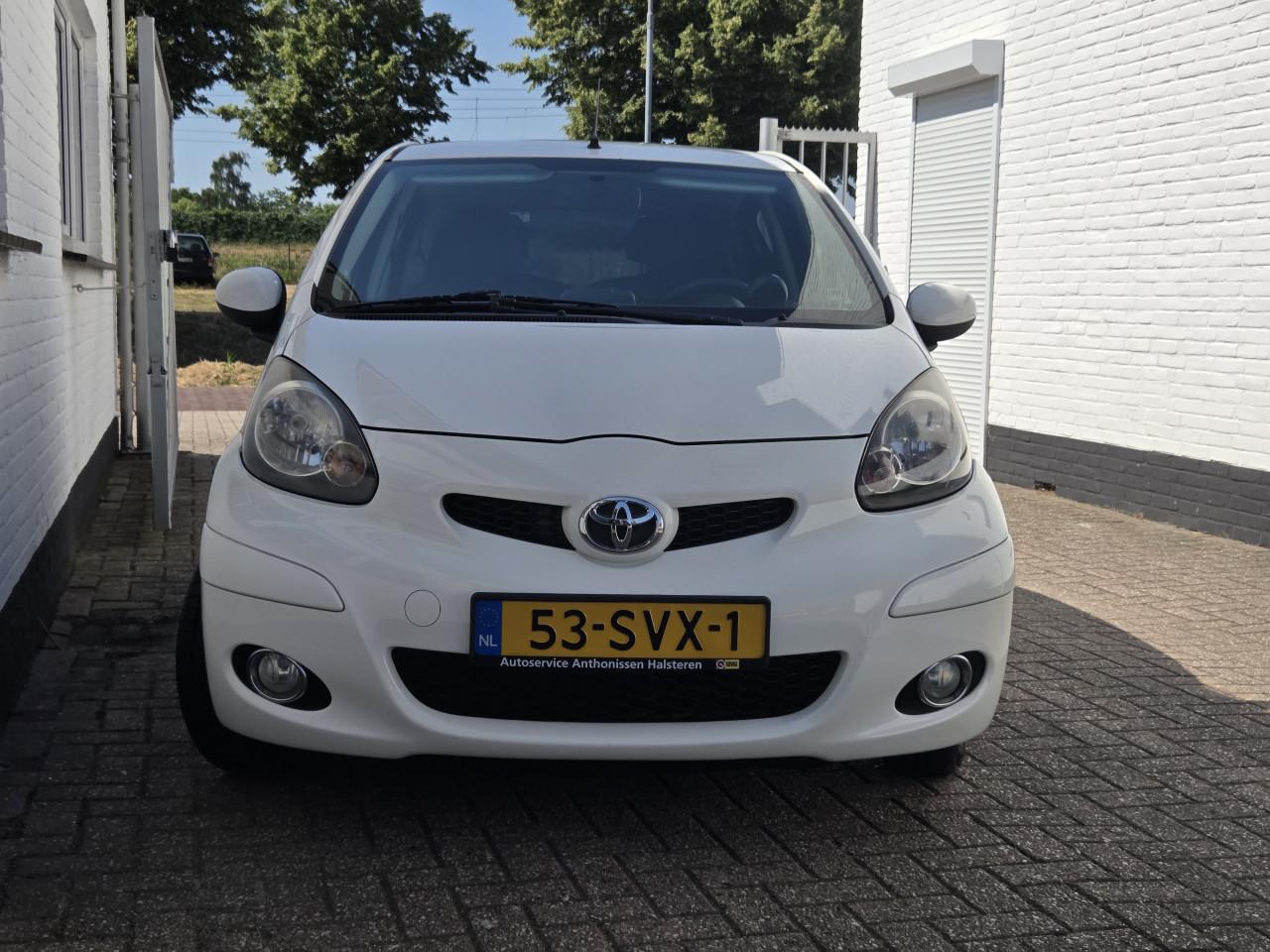 Toyota Aygo 5-Deurs | 2011 | NAP | IZGST | Airco | Dealeronderhouden