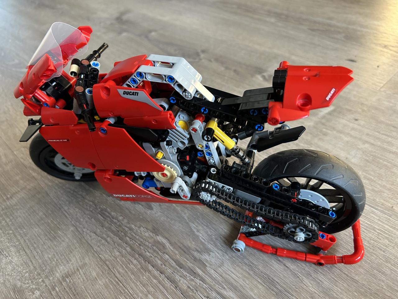 Lego Set – 42107 - Technic – Ducati Panigale V4 R