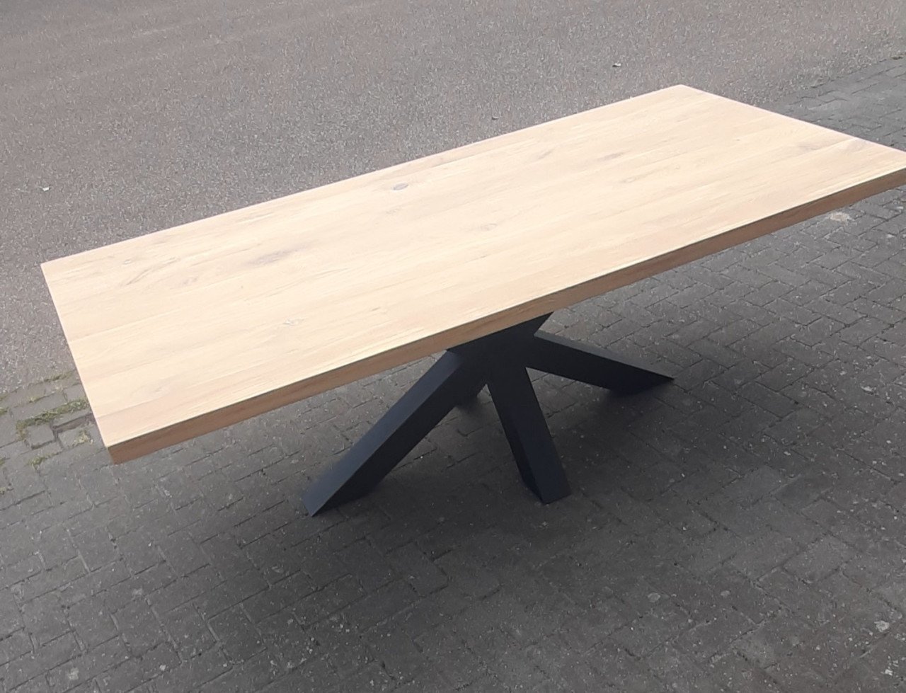 Splinter Nieuwe Eetkamertafel !