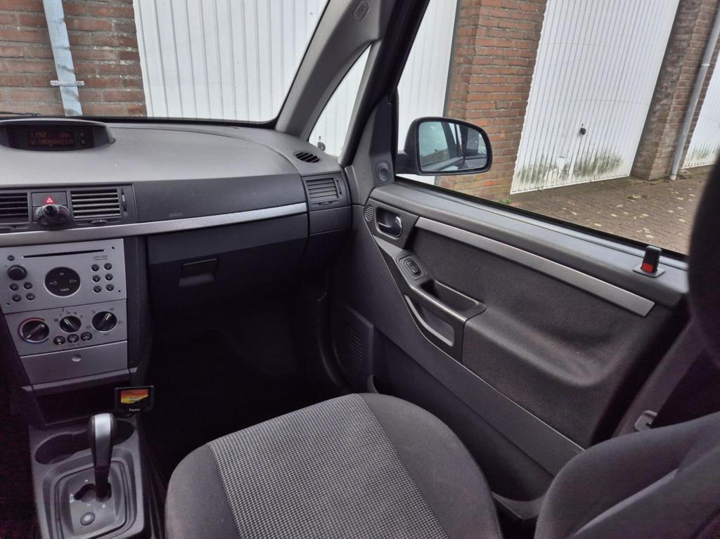 Opel Meriva 1.6-16v cosmo automaat / nieuwe distriebutieriem / nieuwe koppe