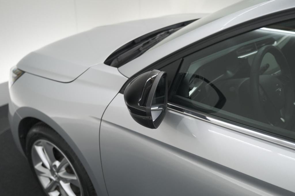 Opel Corsa turbo 100 level 3 | stoelverwarming | navigatie | parkeersensore