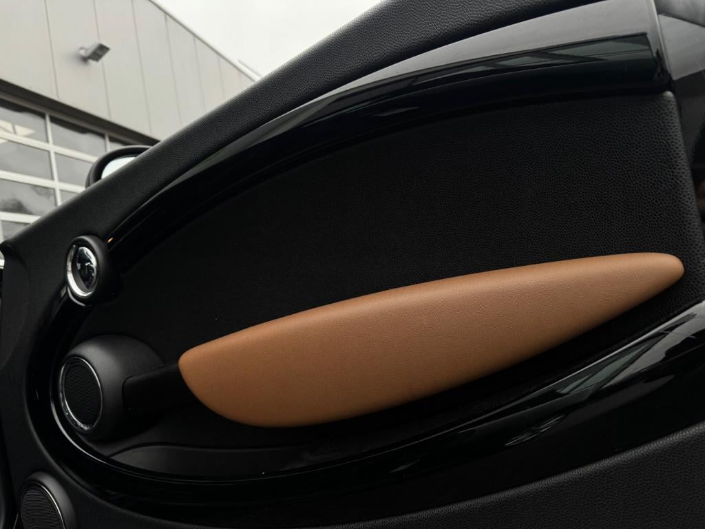 Mini One Cabrio mini 1.6 chili * cruise control * stoelverwarming * pdc * n