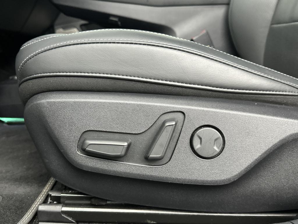 Kia Ev6 plus 77.4 kwh | trekhaak | premium sound | stoelverwarming- en koel