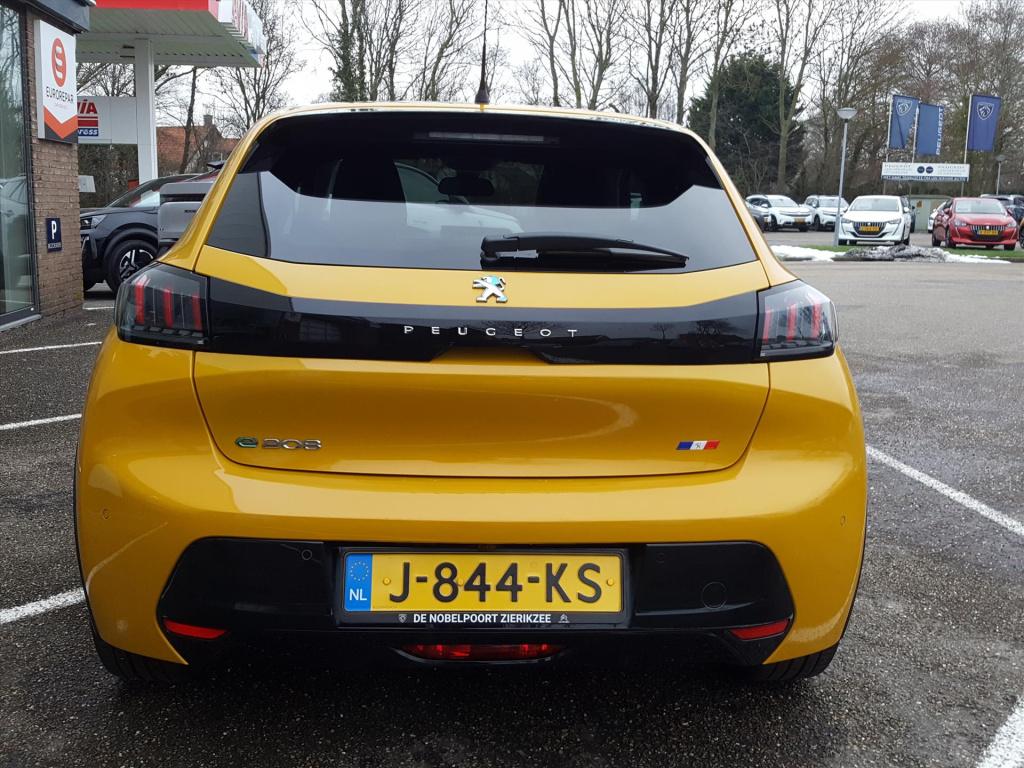 Peugeot 208 50kwh 136pk 3-fase allure pack apple carplay & android auto | 3