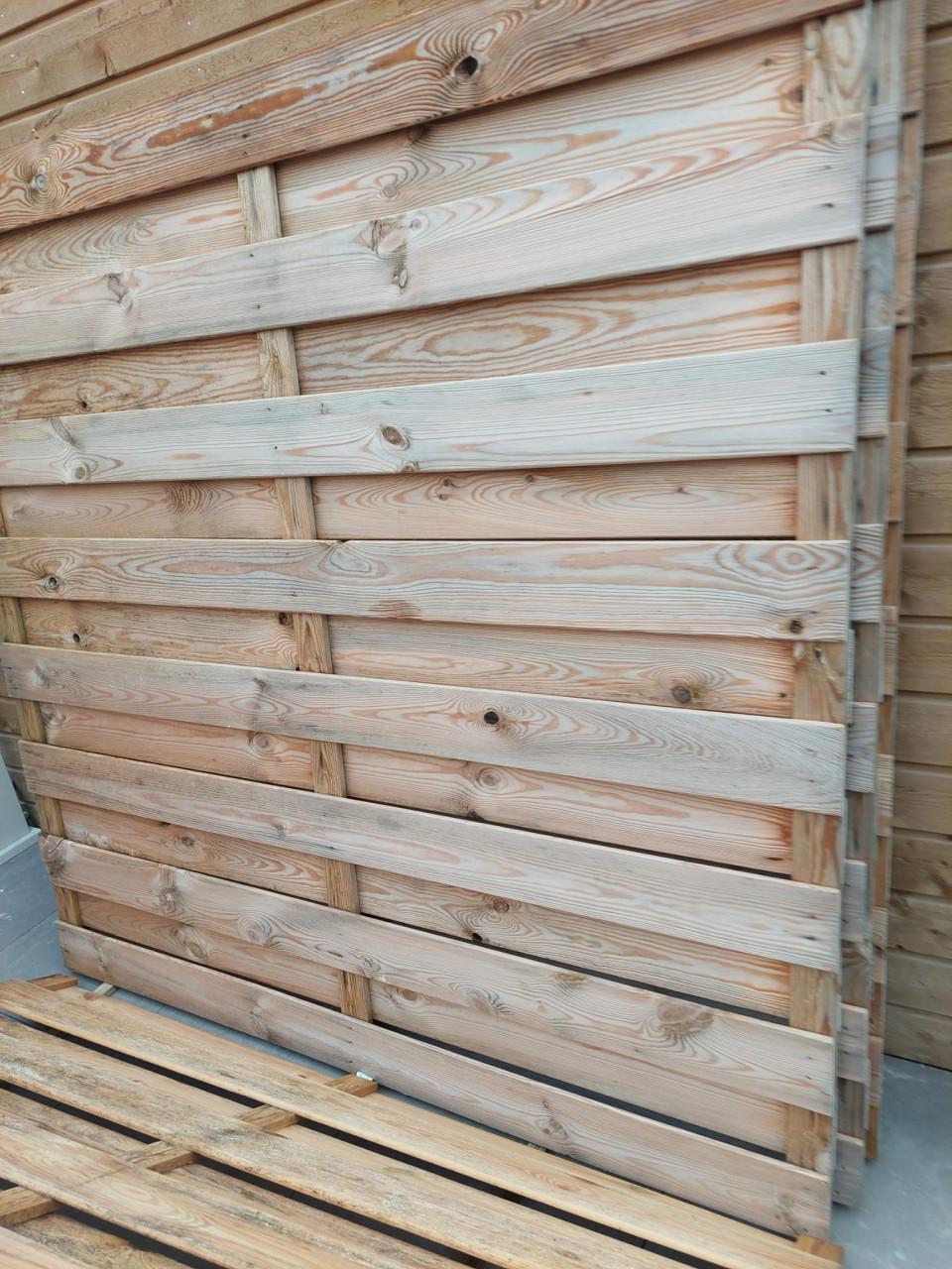 Houten schuttingdelen