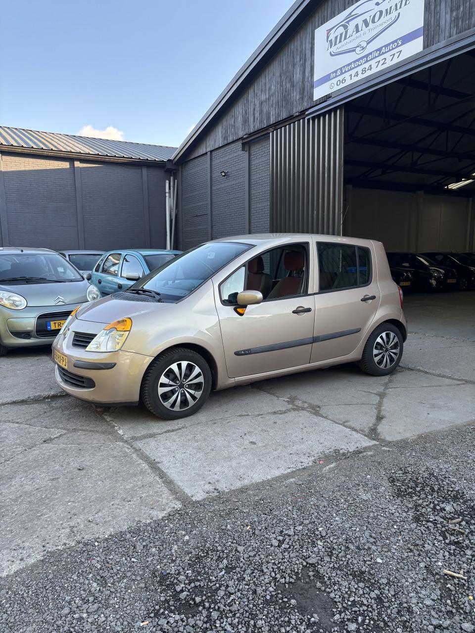 Renault modus jaar apk!