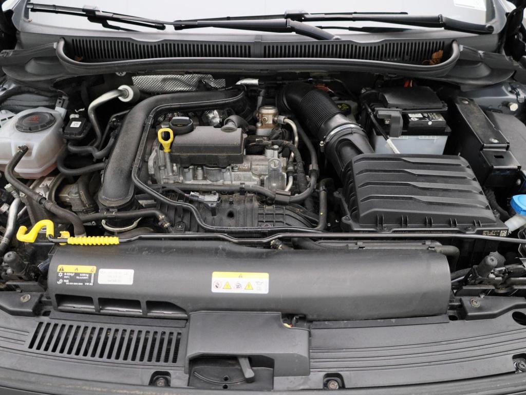 Volkswagen Polo 1.0 tsi life business | apple carplay / android auto | stoe