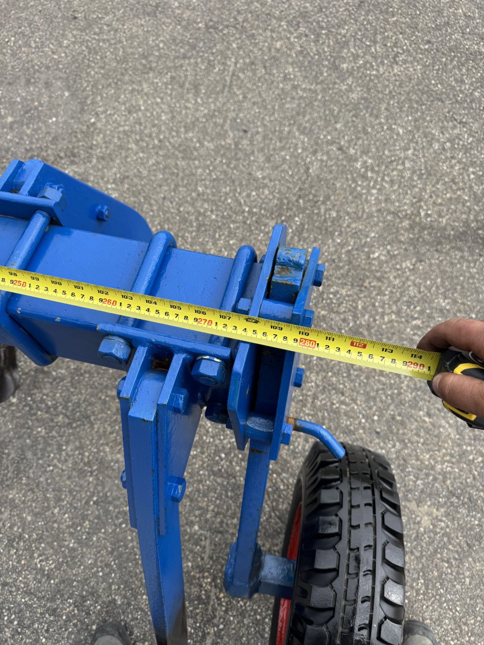 Rumptstad front cultivator