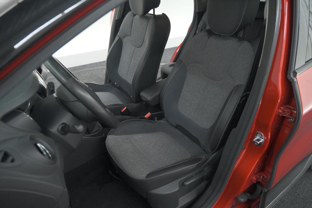 Renault Captur tce 90 intens | camera | navigatie | parkeersensoren