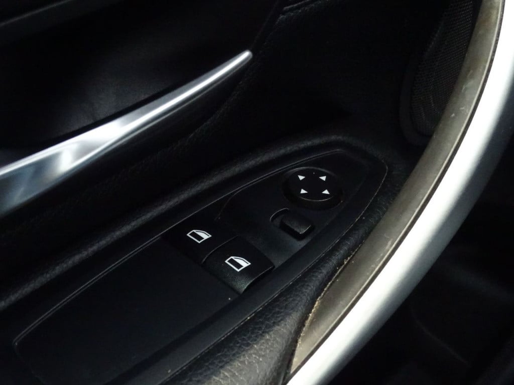 BMW 4 Serie coupé 428i high executive