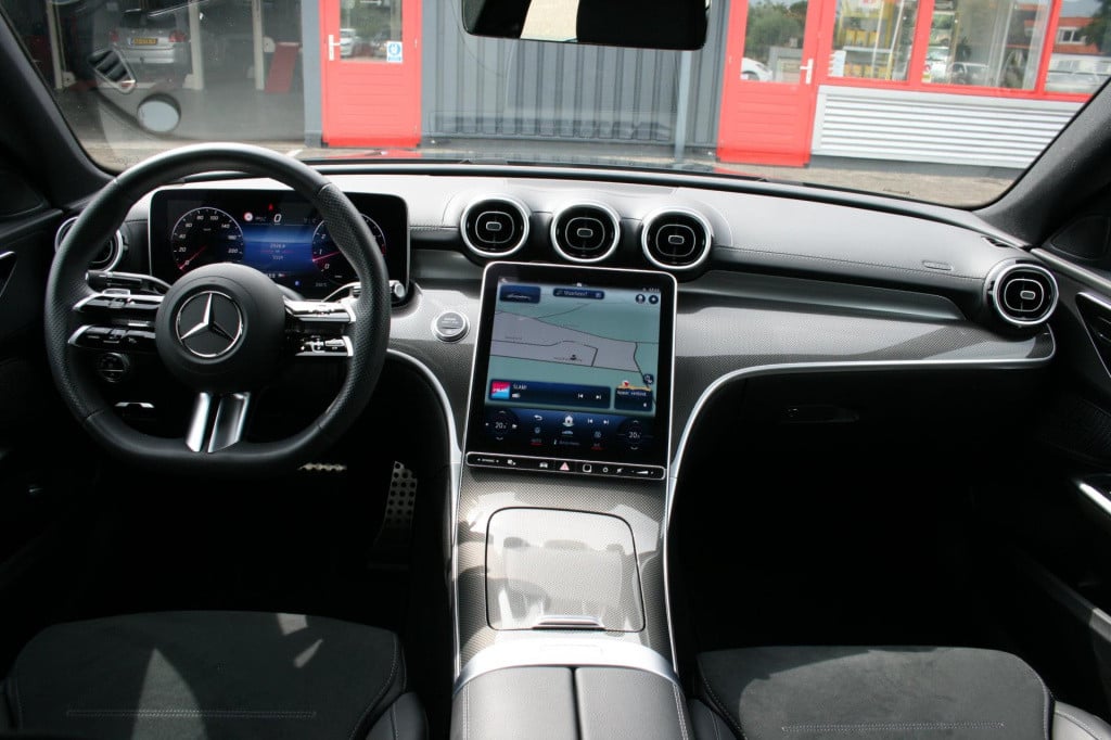 Mercedes-Benz C-Klasse 200 amg line