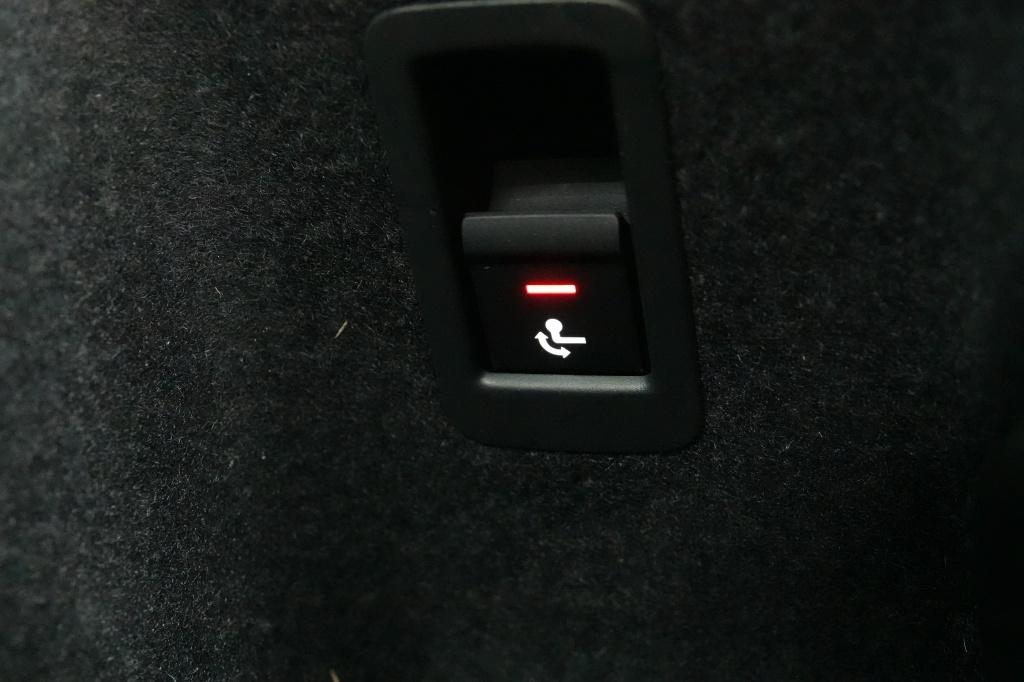 Audi Q3 1.5 tfsi | stoelverw. | trekhaak | pdc |