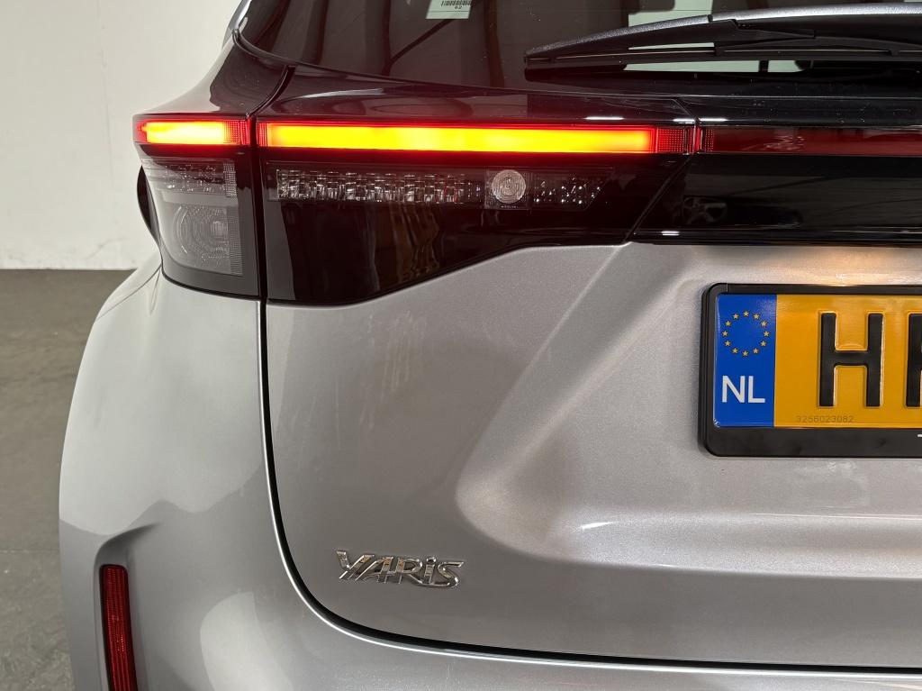 Toyota Yaris Cross 1.5 hybrid 115 first | stoel.ver| comfort pack| camera| 
