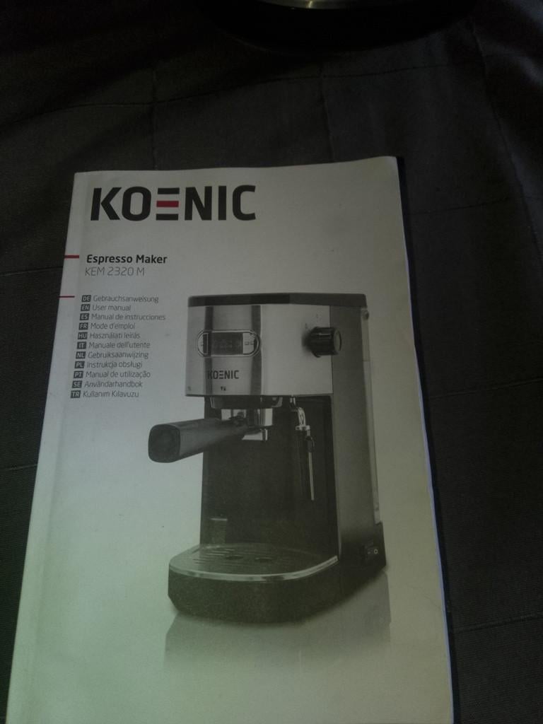 KOENIC KEM 2320 M - Semi-automatische espressomachine