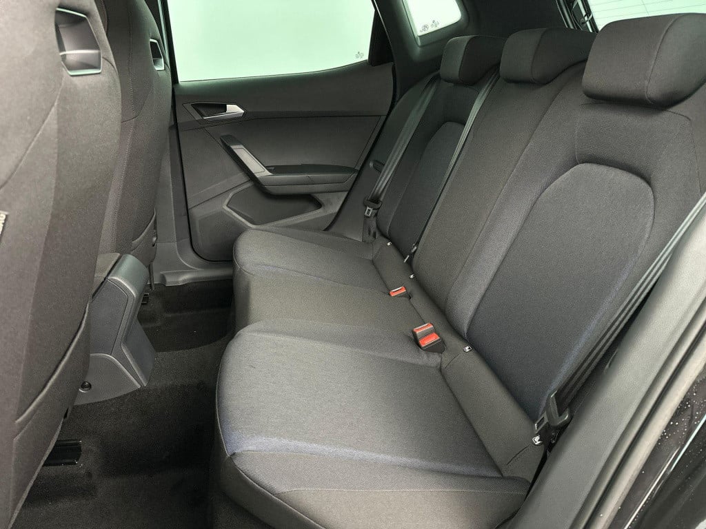 Seat Arona fr business connect 1.0 70 kw / 95 pk ecotsi suv 5