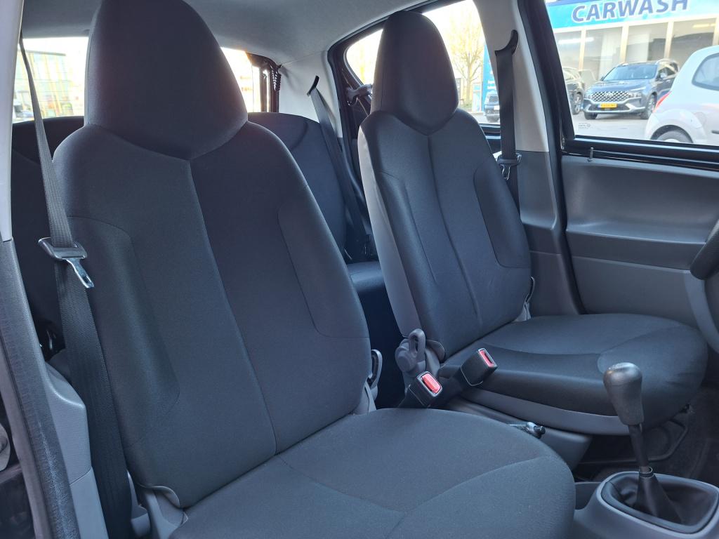 Toyota Aygo 1.0-12v now meeneemprijs met nieuwe apk