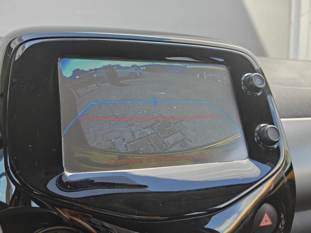 Peugeot 108 1.0 e-vti allure carplay/camera/cruise/airco/nette auto!