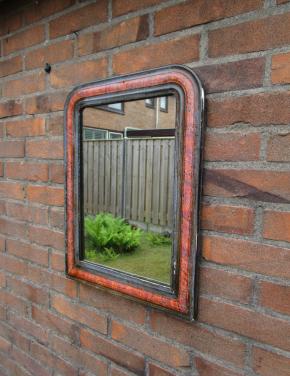 Antieke Spiegel met Houten Lijst.