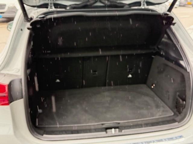 Mercedes-Benz Gla-klasse 180 amg line i 2025 i panorama dak i manufaktur al