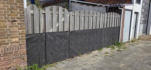 Hardhouten schutting panelen + poortdeur