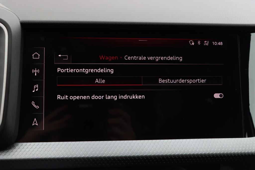 Audi A1 Sportback 25 tfsi pro line 95pk