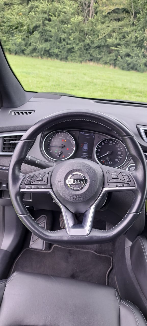 Nissan Qashqai Tekna +