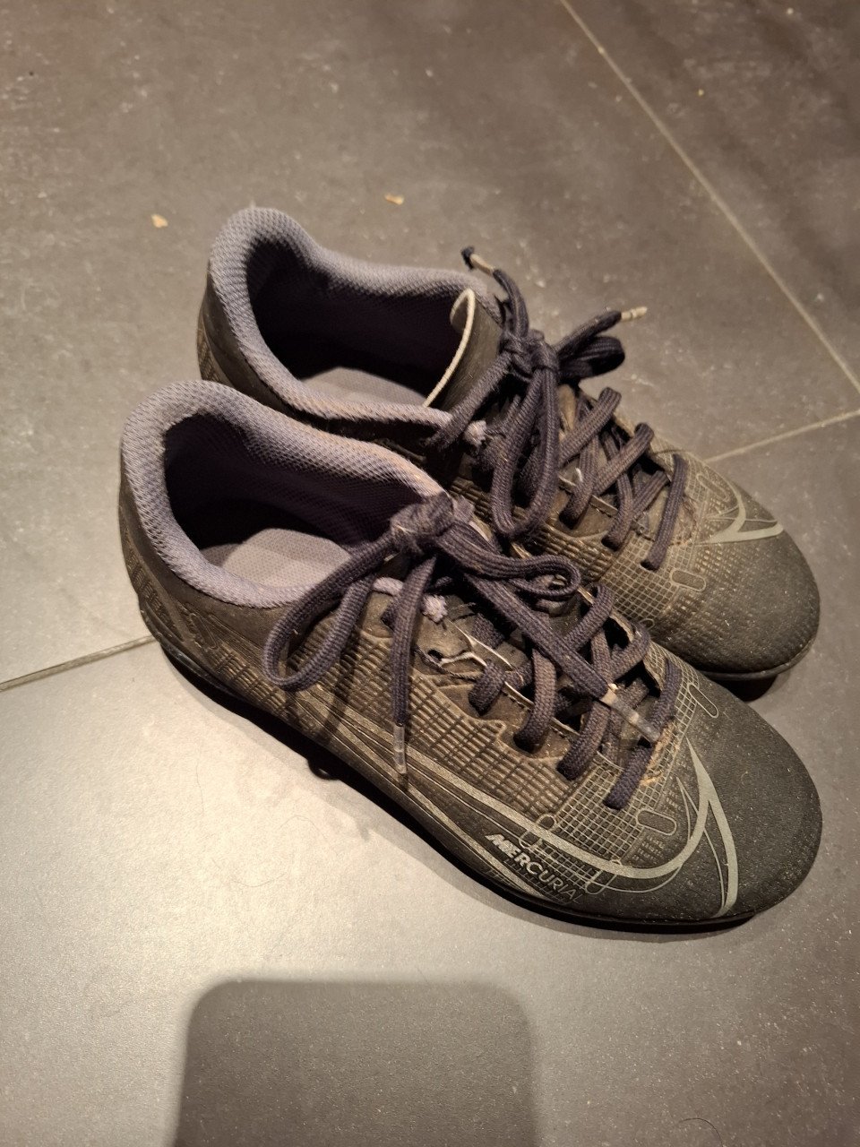 Nike voetbalschoenen maat 32